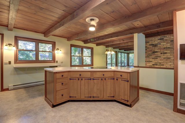 20644 White Oaks Road, Morrison, IL 61270