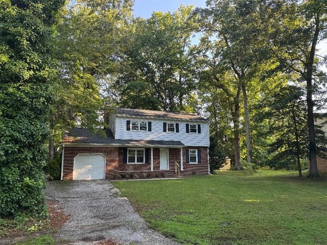 105 Marlin CIR, Yorktown, VA 23692