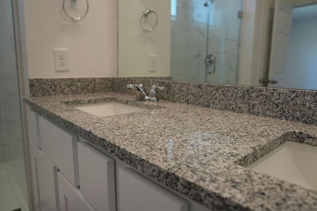 809 Stoney Point Lane, Dayton, TX 77535