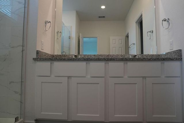 809 Stoney Point Lane, Dayton, TX 77535