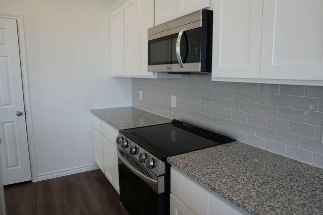 809 Stoney Point Lane, Dayton, TX 77535