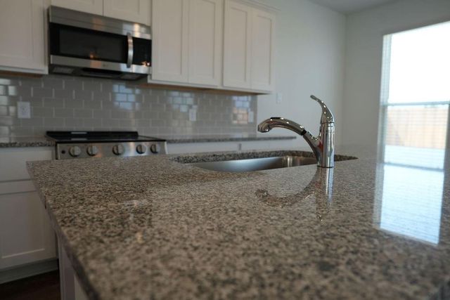 809 Stoney Point Lane, Dayton, TX 77535