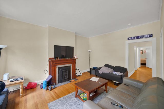 2036 Sherman Avenue, Evanston, IL 60201