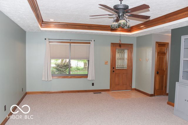 1105 S Odell Street, Brownsburg, IN 46112