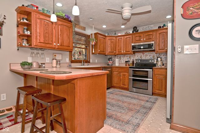 1105 S Odell Street, Brownsburg, IN 46112