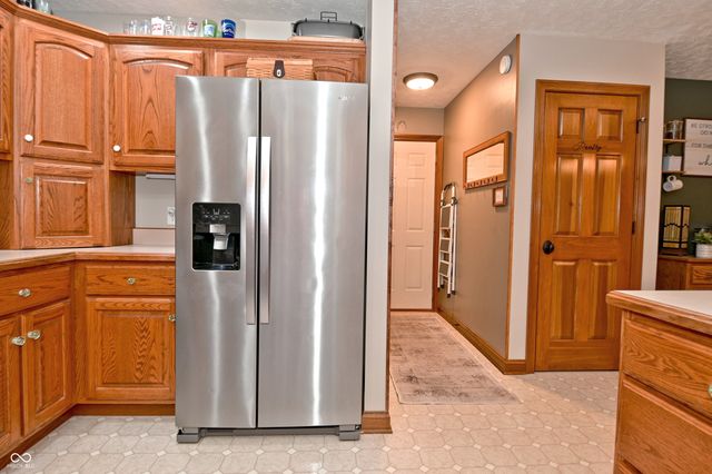 1105 S Odell Street, Brownsburg, IN 46112