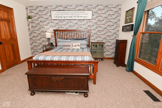 1105 S Odell Street, Brownsburg, IN 46112
