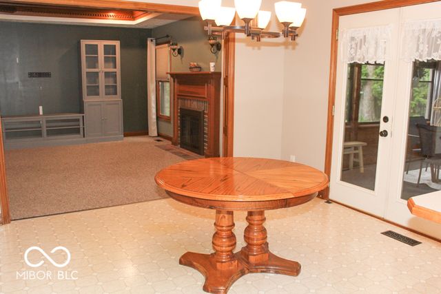 1105 S Odell Street, Brownsburg, IN 46112