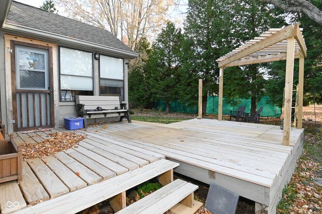 1105 S Odell Street, Brownsburg, IN 46112