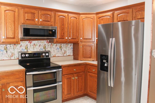 1105 S Odell Street, Brownsburg, IN 46112