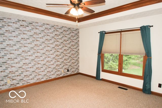 1105 S Odell Street, Brownsburg, IN 46112