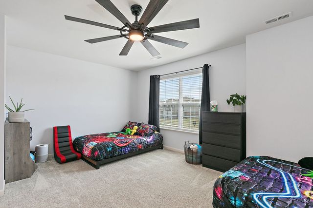 1204 Draper Road, Mchenry, IL 60050