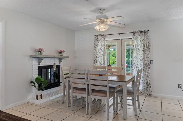 906 N INDEPENDENCE HIGHWAY, Inverness, FL 34453