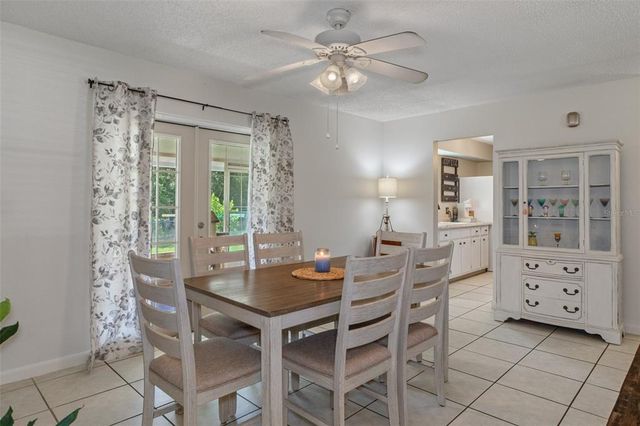 906 N INDEPENDENCE HIGHWAY, Inverness, FL 34453