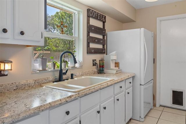 906 N INDEPENDENCE HIGHWAY, Inverness, FL 34453