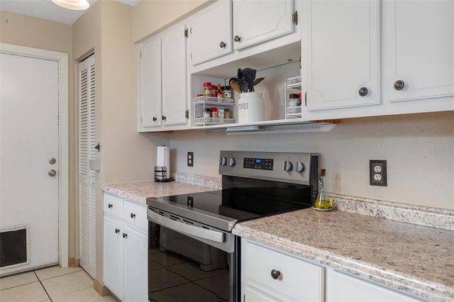 906 N INDEPENDENCE HIGHWAY, Inverness, FL 34453