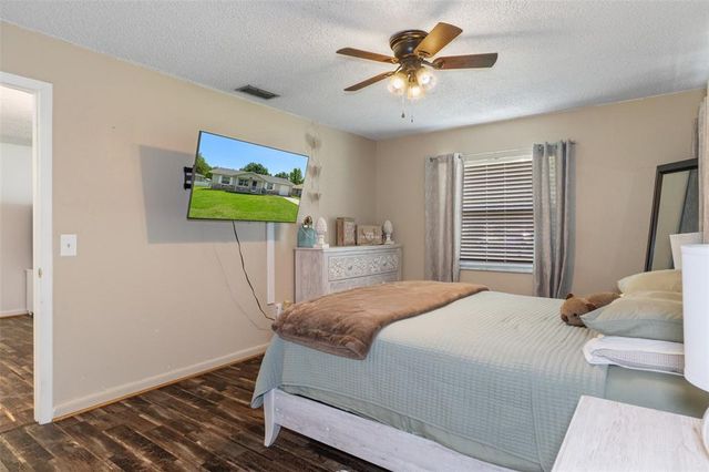 906 N INDEPENDENCE HIGHWAY, Inverness, FL 34453