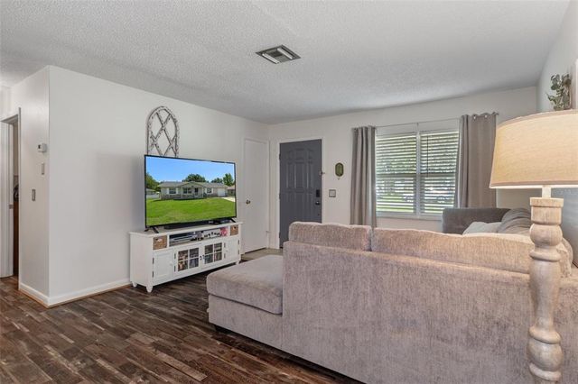 906 N INDEPENDENCE HIGHWAY, Inverness, FL 34453
