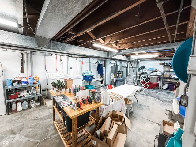 2806 Meridian Street, Anderson, IN 46016