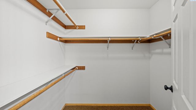 3467 S Dennis Street, Kennewick, WA 99337