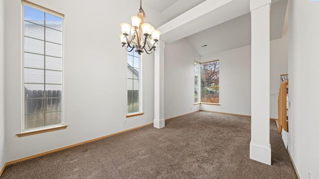 3467 S Dennis Street, Kennewick, WA 99337