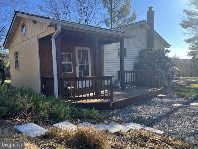 60 ANGLE DR, Purgitsville, WV 26852