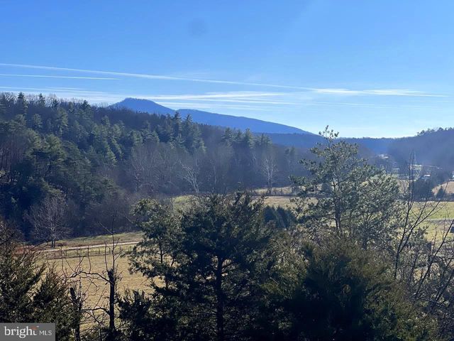 60 ANGLE DR, Purgitsville, WV 26852