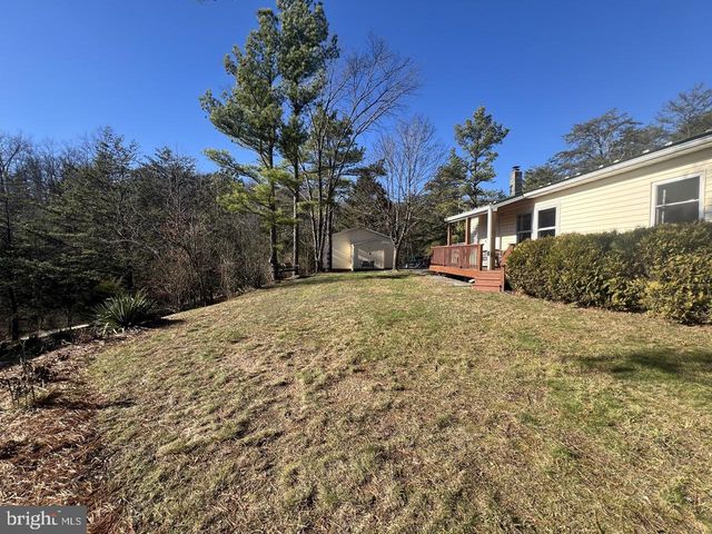 60 ANGLE DR, Purgitsville, WV 26852