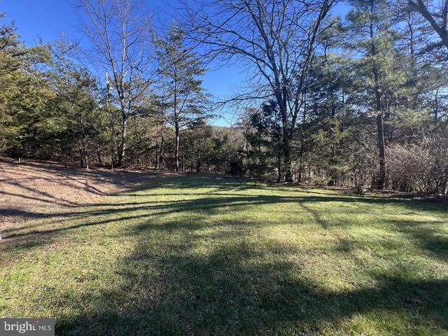 60 ANGLE DR, Purgitsville, WV 26852