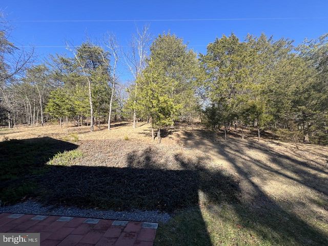 60 ANGLE DR, Purgitsville, WV 26852