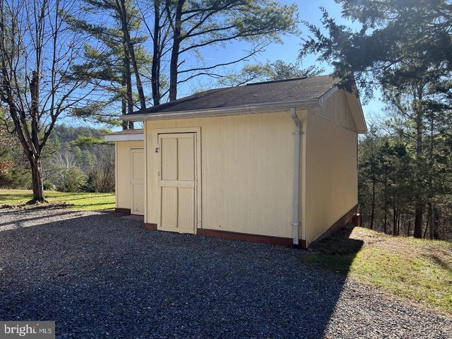 60 ANGLE DR, Purgitsville, WV 26852