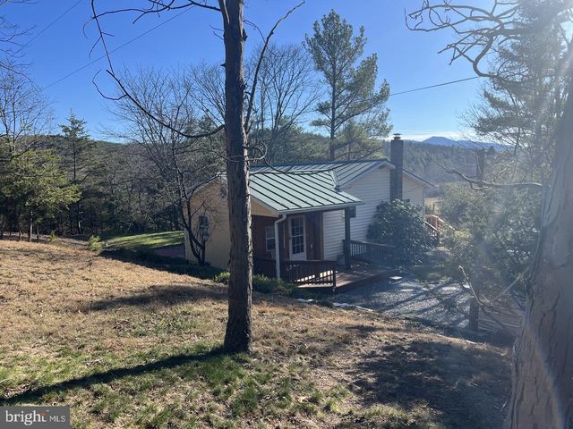 60 ANGLE DR, Purgitsville, WV 26852