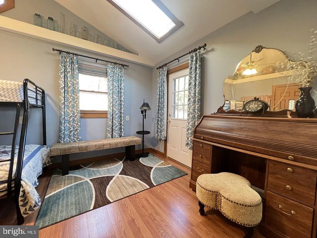 60 ANGLE DR, Purgitsville, WV 26852