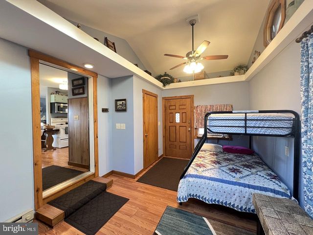 60 ANGLE DR, Purgitsville, WV 26852