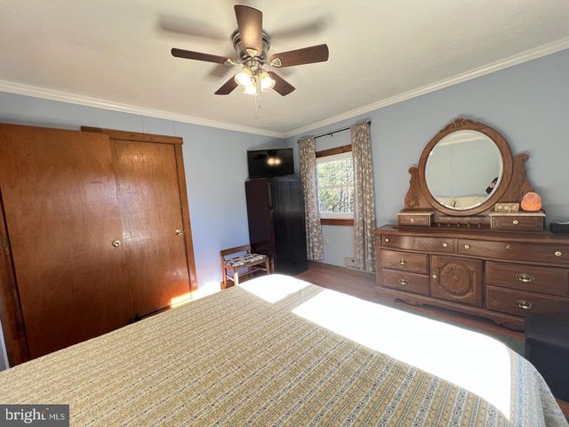 60 ANGLE DR, Purgitsville, WV 26852