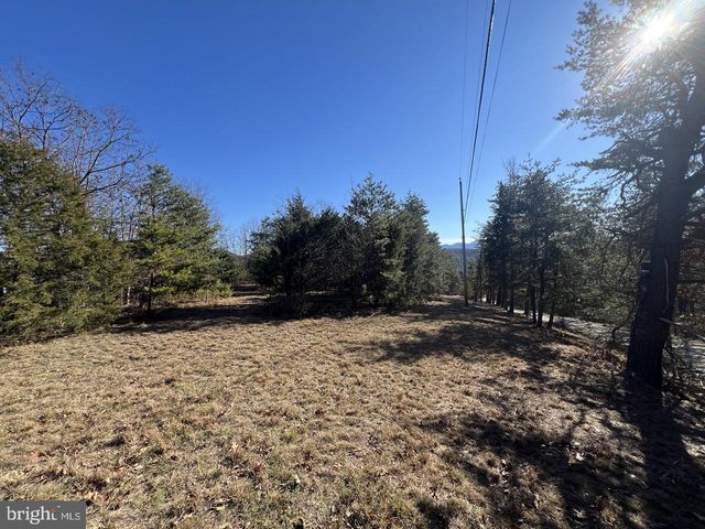 60 ANGLE DR, Purgitsville, WV 26852