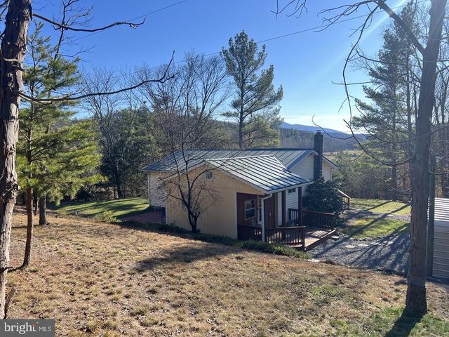 60 ANGLE DR, Purgitsville, WV 26852