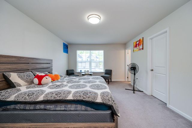 25 ROSALIES WAY, Temple, PA 19560