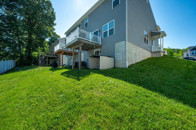 25 ROSALIES WAY, Temple, PA 19560