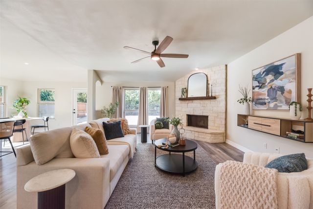 810 English Ivy Drive, Prosper, TX 76227