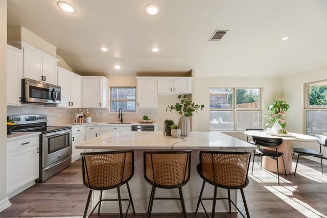 810 English Ivy Drive, Prosper, TX 76227