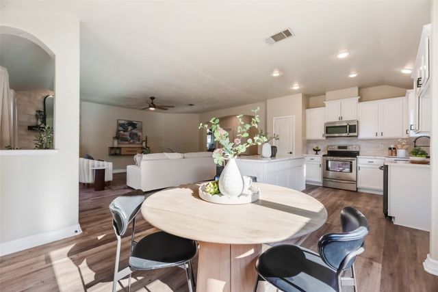 810 English Ivy Drive, Prosper, TX 76227