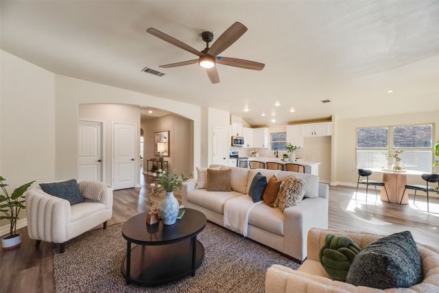 810 English Ivy Drive, Prosper, TX 76227