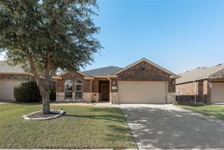 810 English Ivy Drive, Prosper, TX 76227