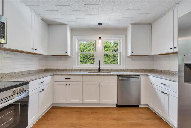 5609 Franklin ST, Ferrum, VA 24088
