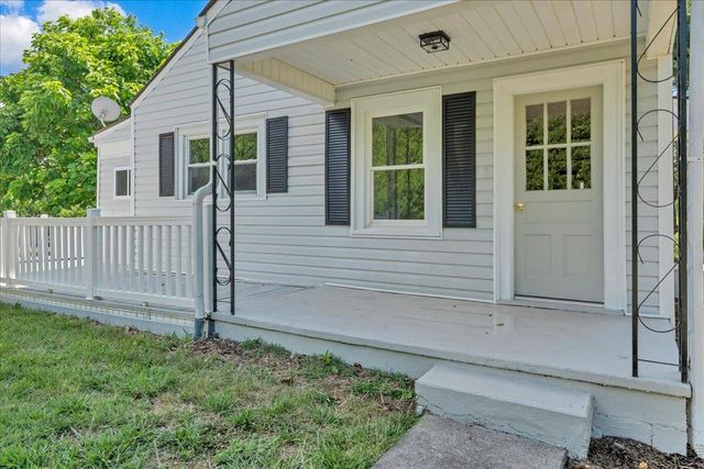 5609 Franklin ST, Ferrum, VA 24088
