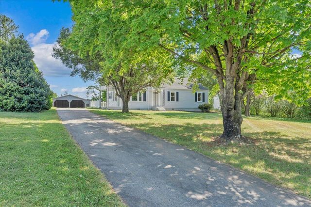 5609 Franklin ST, Ferrum, VA 24088