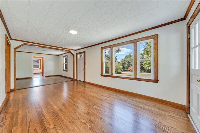5609 Franklin ST, Ferrum, VA 24088