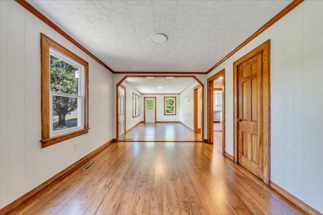 5609 Franklin ST, Ferrum, VA 24088