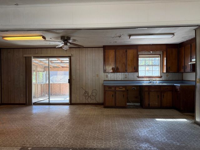 210 Sidney Avenue, Defuniak Springs, FL 32433